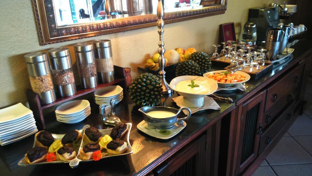 Joern'S Gaestehaus Mbombela Zewnętrze zdjęcie